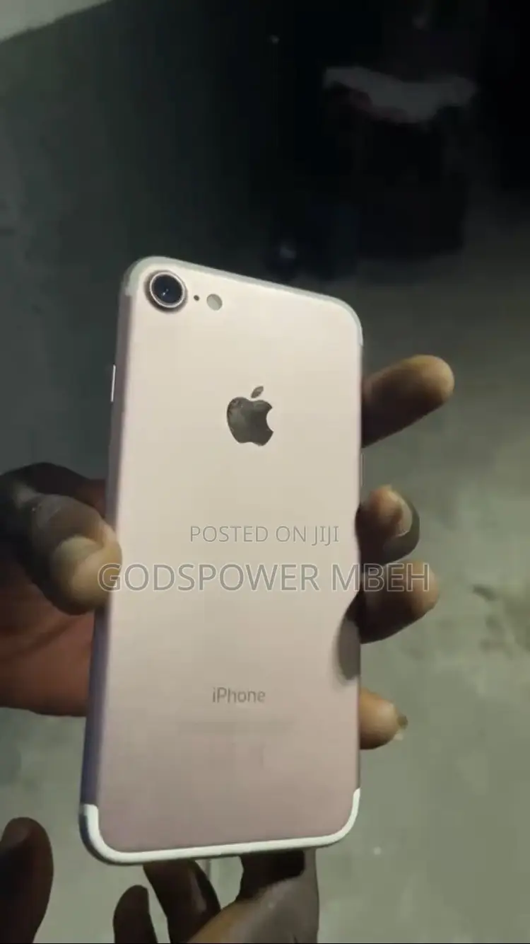 Apple iPhone 7 32 GB Gold