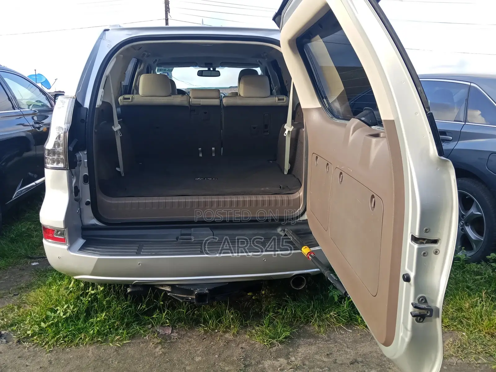 Lexus GX 2015 Silver