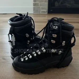 Balenciaga Boots With Stunning Design