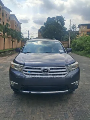 Toyota Highlander 2011 Gray
