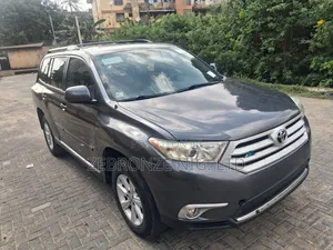 Toyota Highlander 2011 Gray