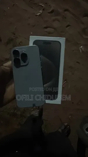 Apple iPhone 15 Pro 128 GB Silver