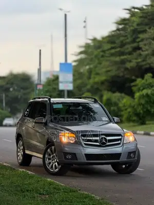 Mercedes-Benz GLK-Class 2011 Gray