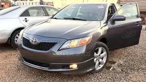 Toyota Camry SE 4dr Sedan (2.4L 4cyl 5A) 2009 Gray