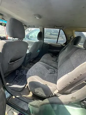 Isuzu Rodeo 2000 Green