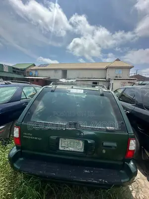 Isuzu Rodeo 2000 Green