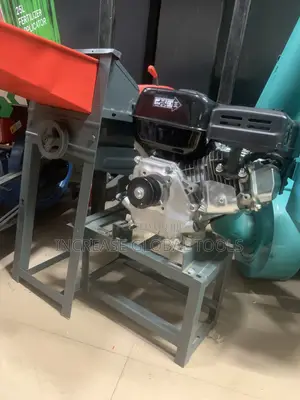 Corn Thresher Machine .