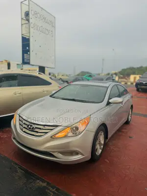 Hyundai Sonata Limited 2.0T Sedan (2.0L 4cyl 6A) 2013 Silver
