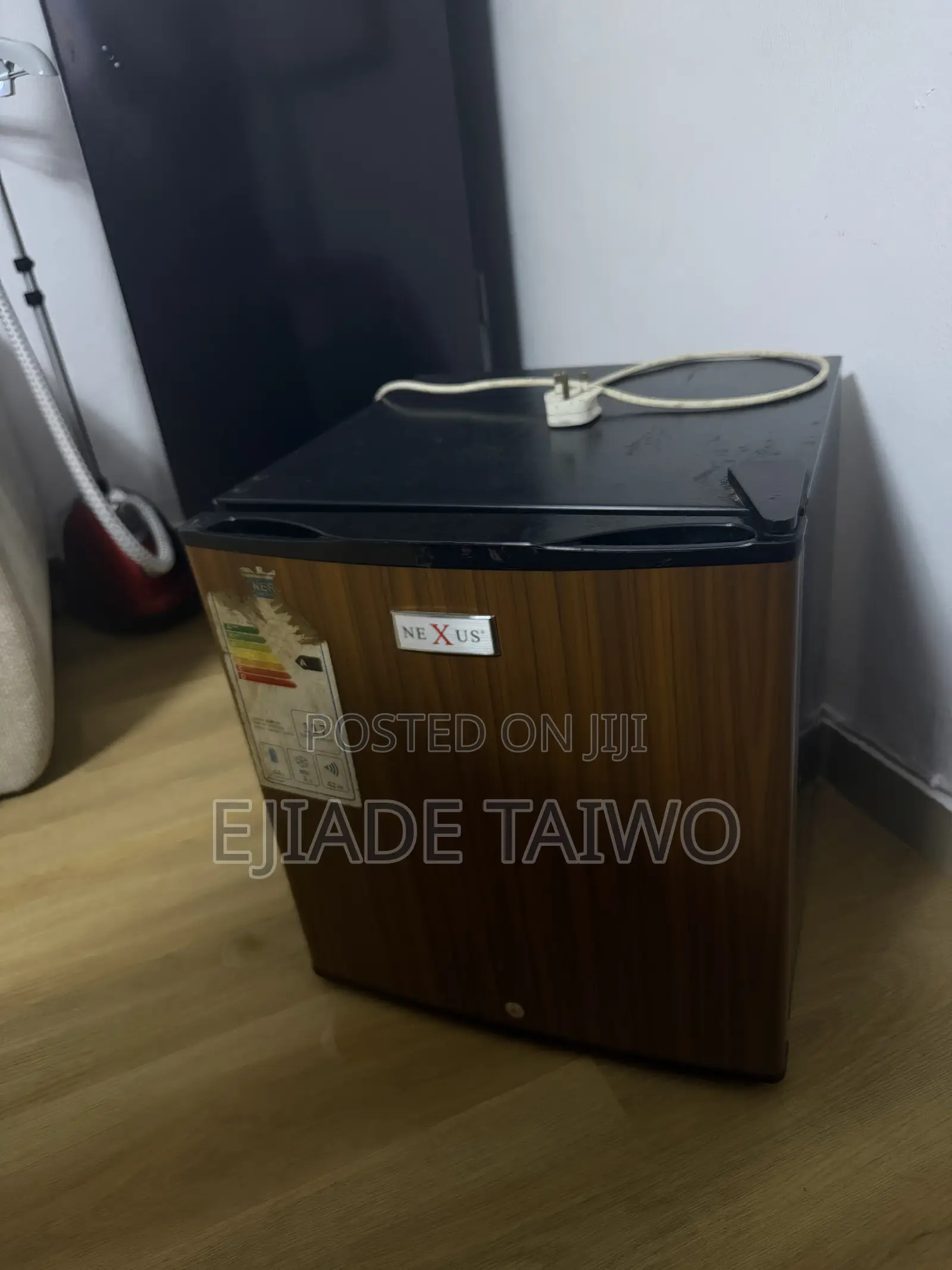 Nexus Mini Fridge