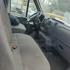 Ford Transit 2005 White