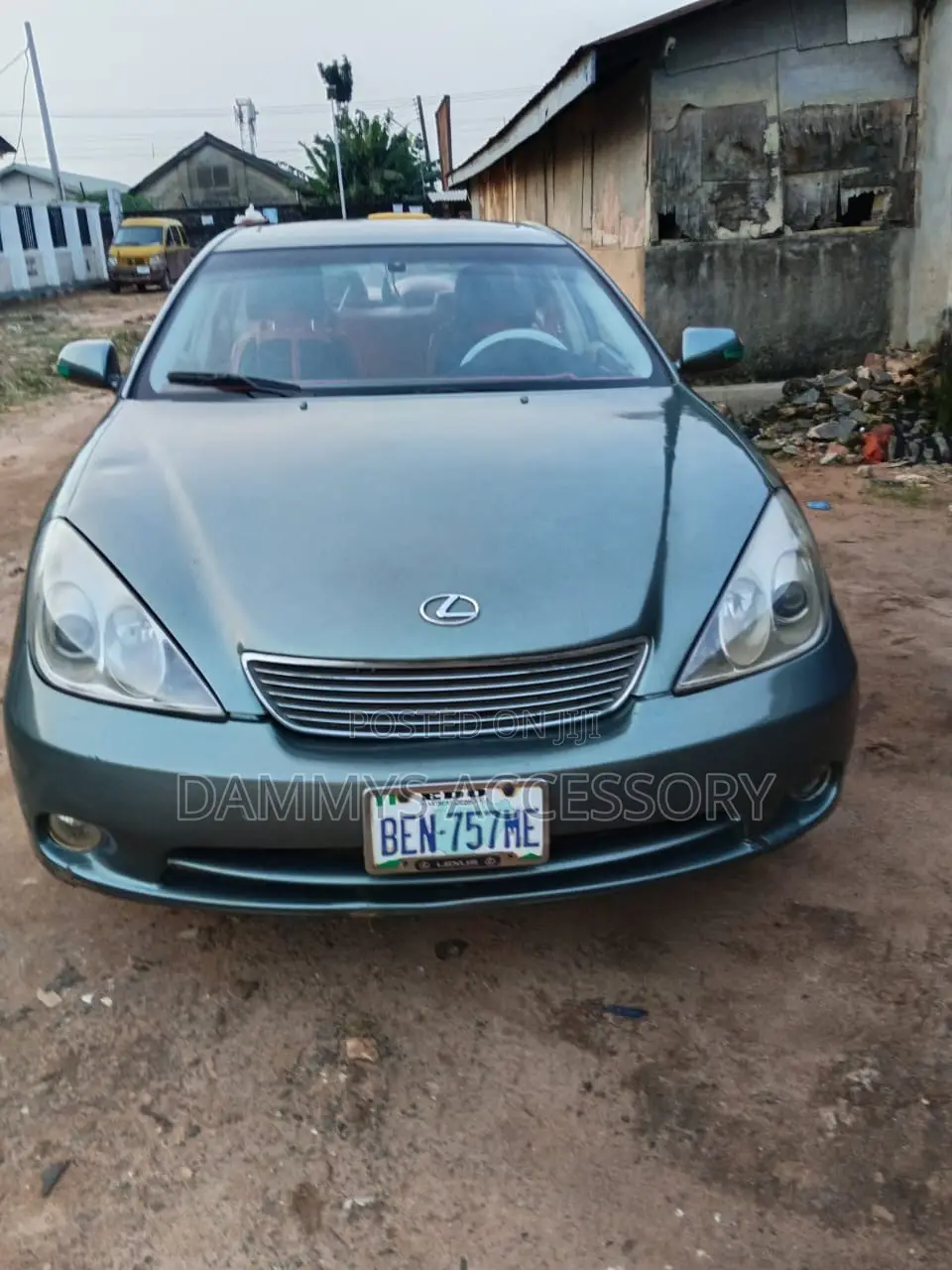 Lexus ES 2025 Green