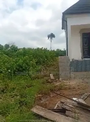 100 by 100 for Sale at Ugolo New Layout Build and Stay
