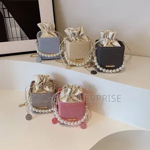 Pearl Beautiful Ladies Hand Bag