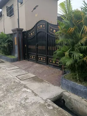 Furnished 3bdrm Block of Flats in Dumo Amachree, Rumolumeni for rent