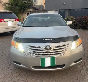 Toyota Camry 2009 Silver