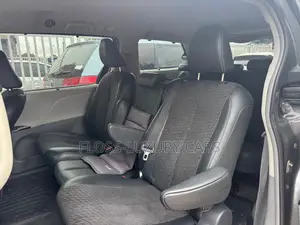 Toyota Sienna XLE 8 Passenger 2012 Gray
