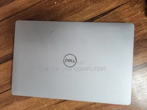 Laptop Dell Latitude 5511 16GB Intel Core i7 SSD 256GB