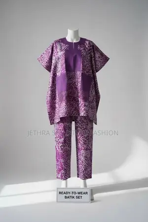 Stylish Adire Ready-to-Wear Outfit – African Elegance!