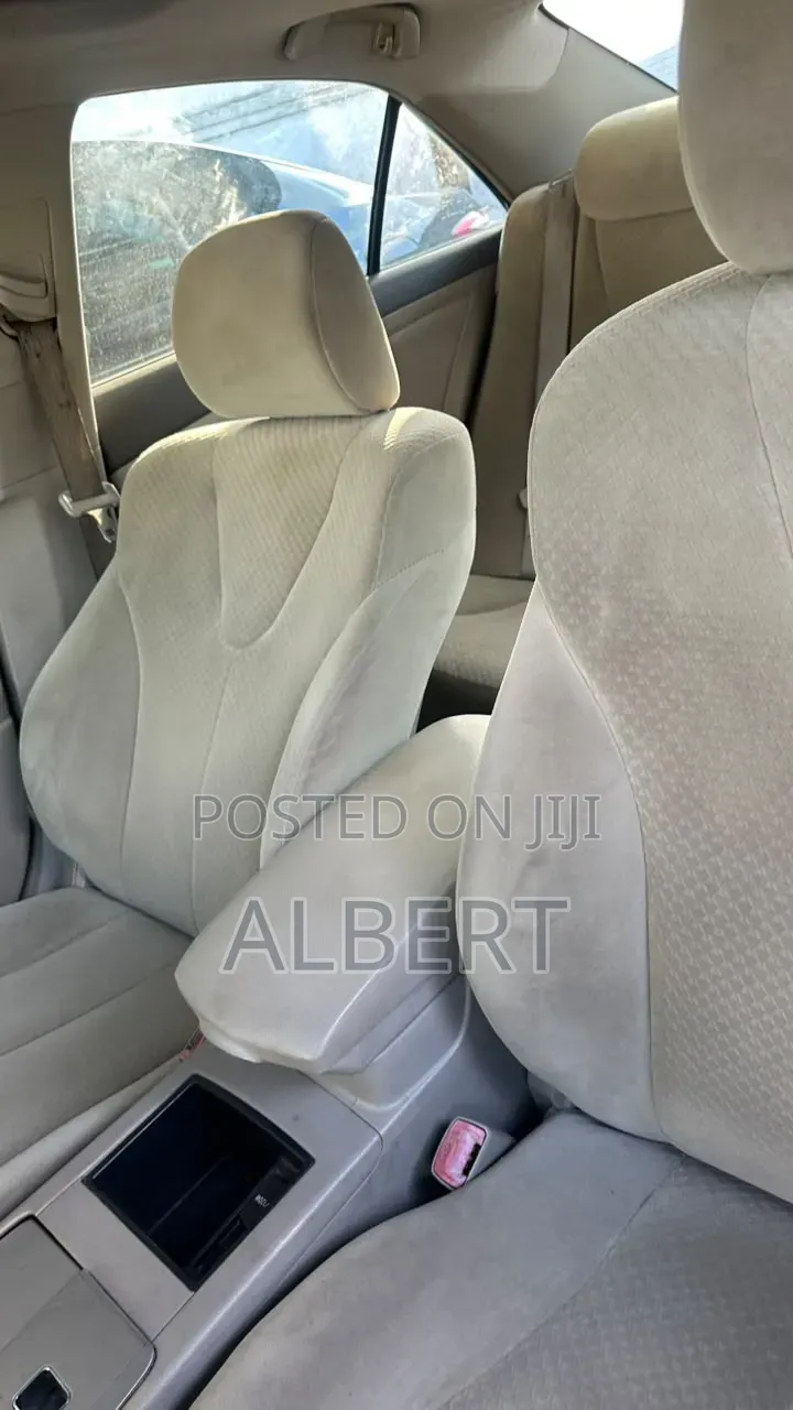 Toyota Corolla 2005 White