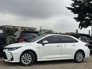 Toyota Corolla 2019 White