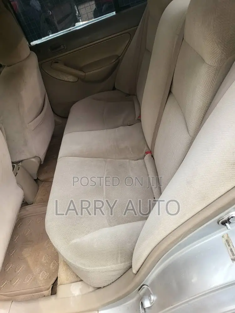 Honda Civic 2005 Silver