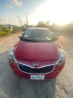 Kia Cerato 2015 Red