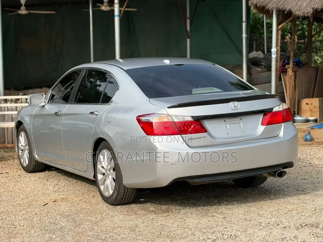 Honda Accord 2013 Silver