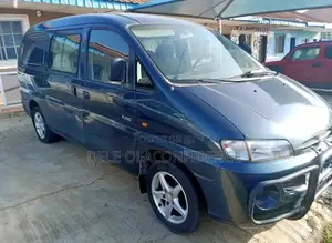 Hyundai H-100 2000 Blue