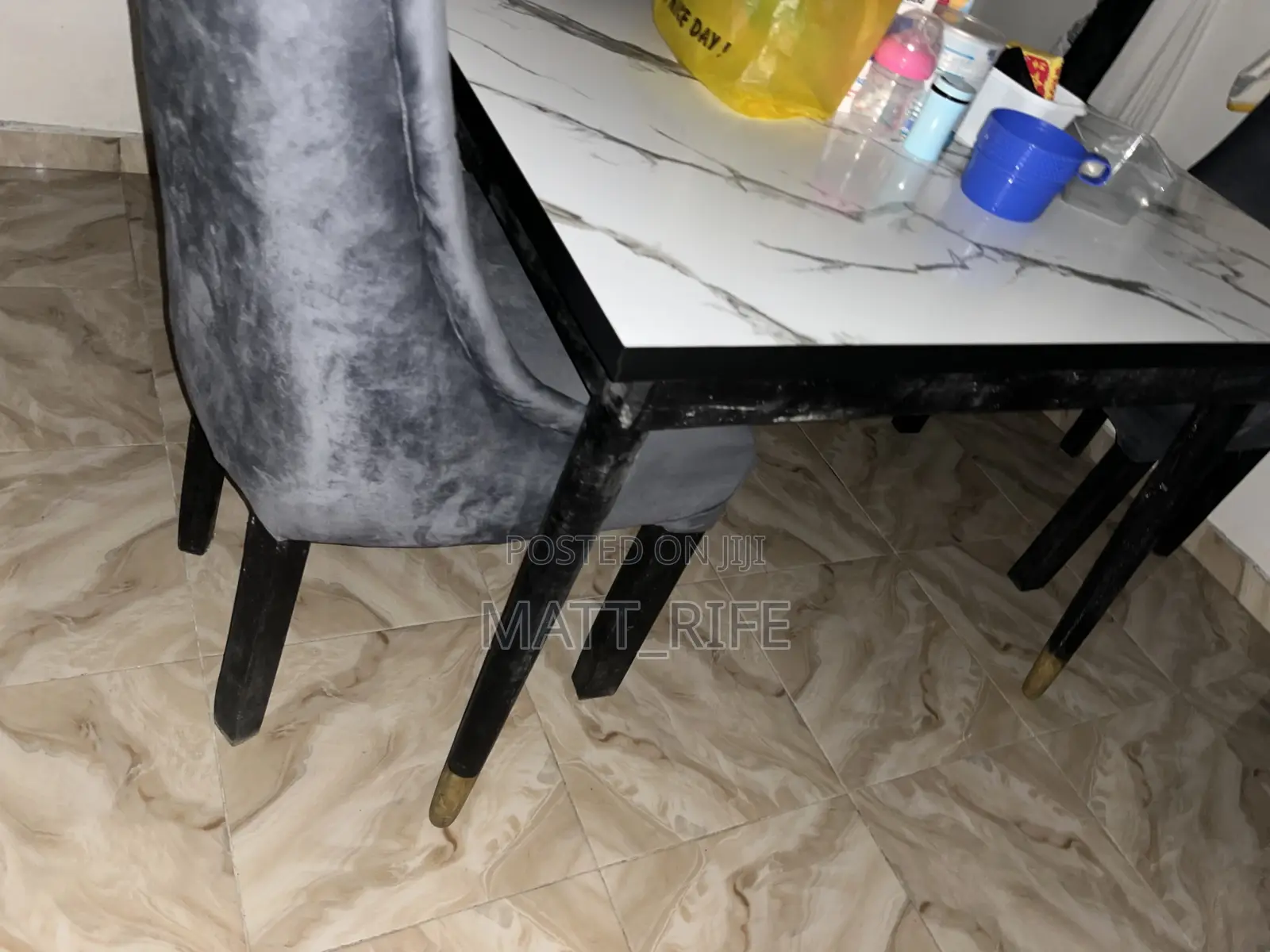 Dinning Table