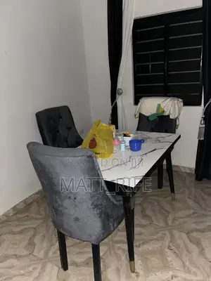 Dinning Table