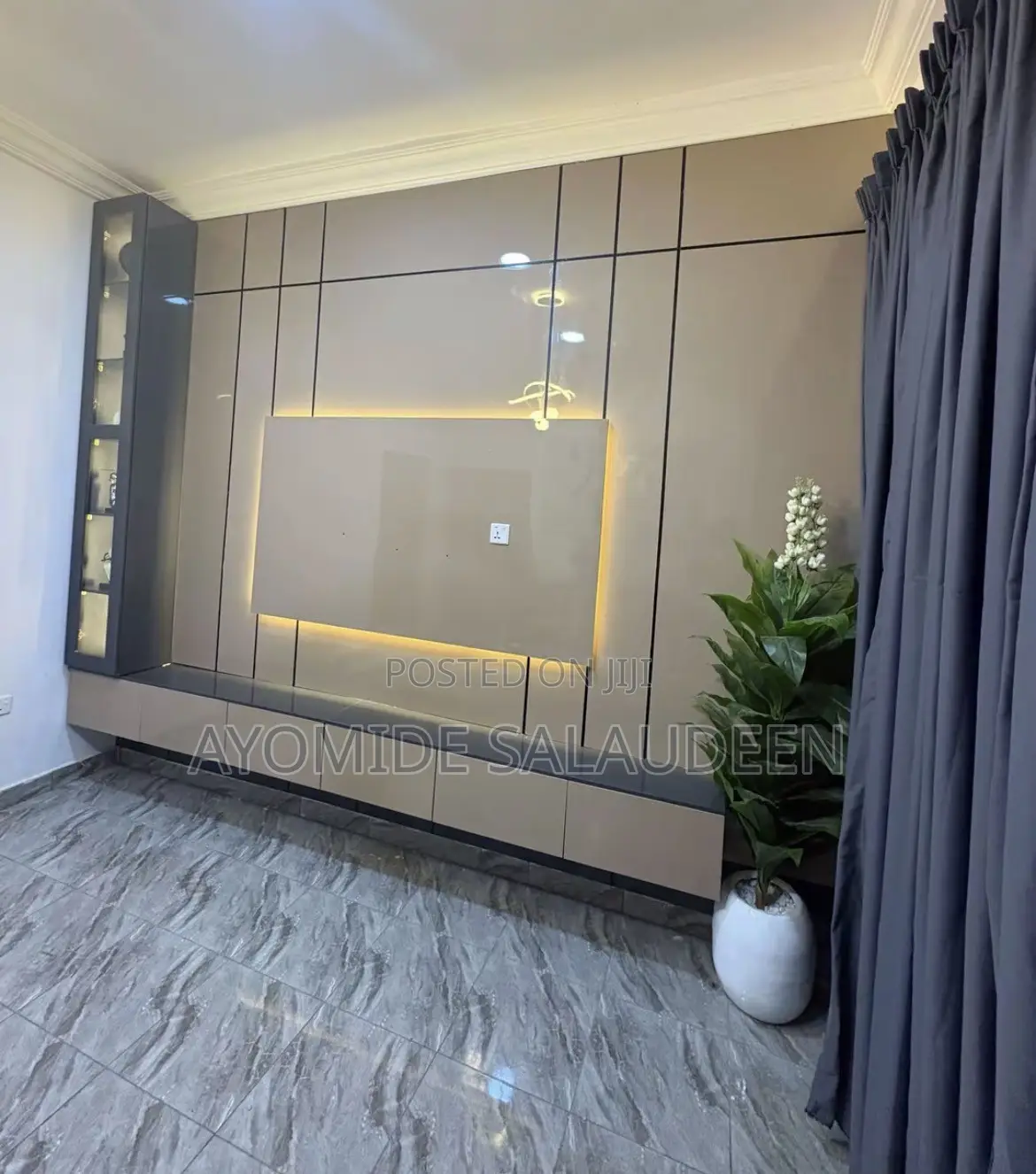 High Gloss TV Console