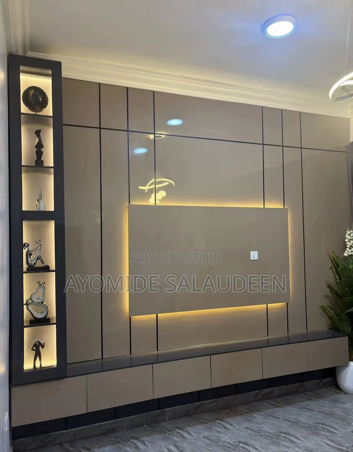 High Gloss TV Console