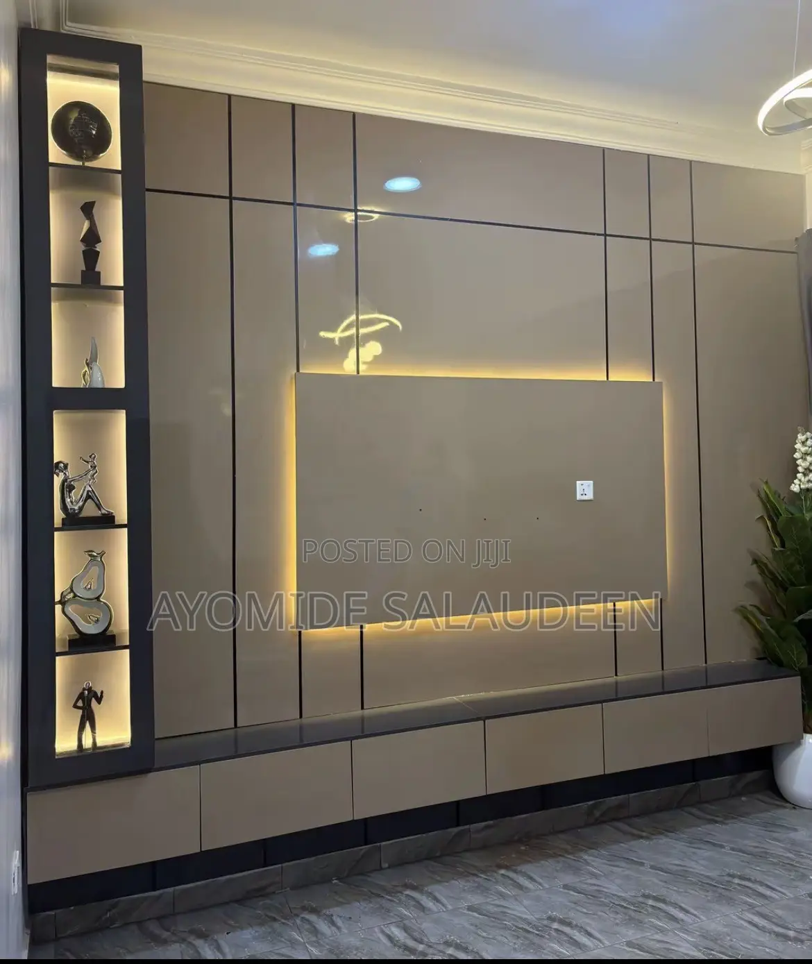 High Gloss TV Console