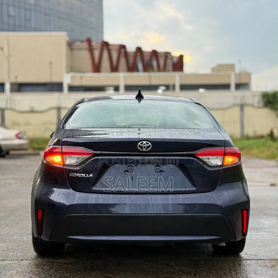 Toyota Corolla 2023 Blue