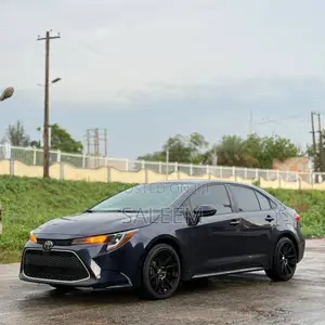 Toyota Corolla 2023 Blue