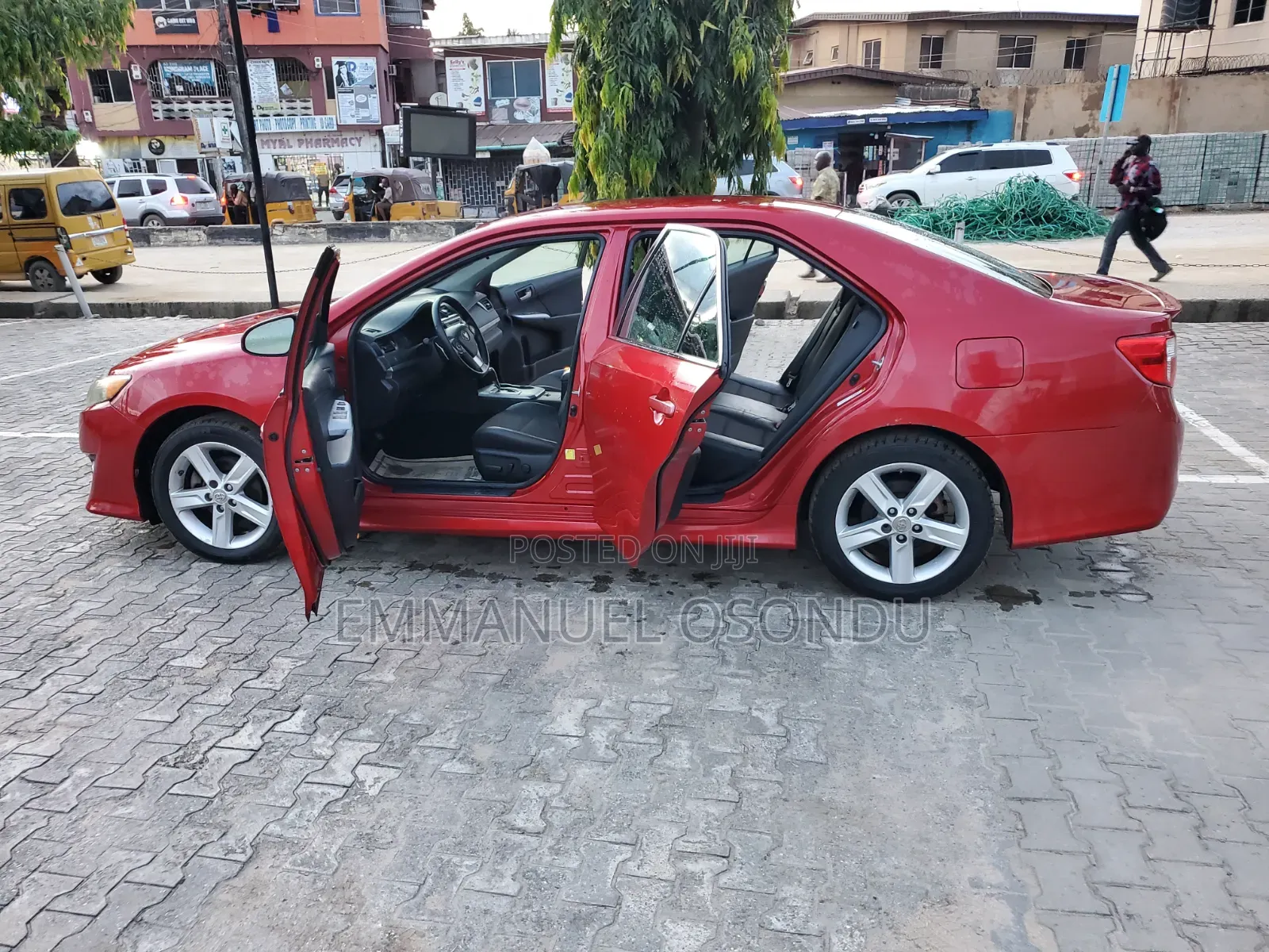 Toyota Camry 2012 Red