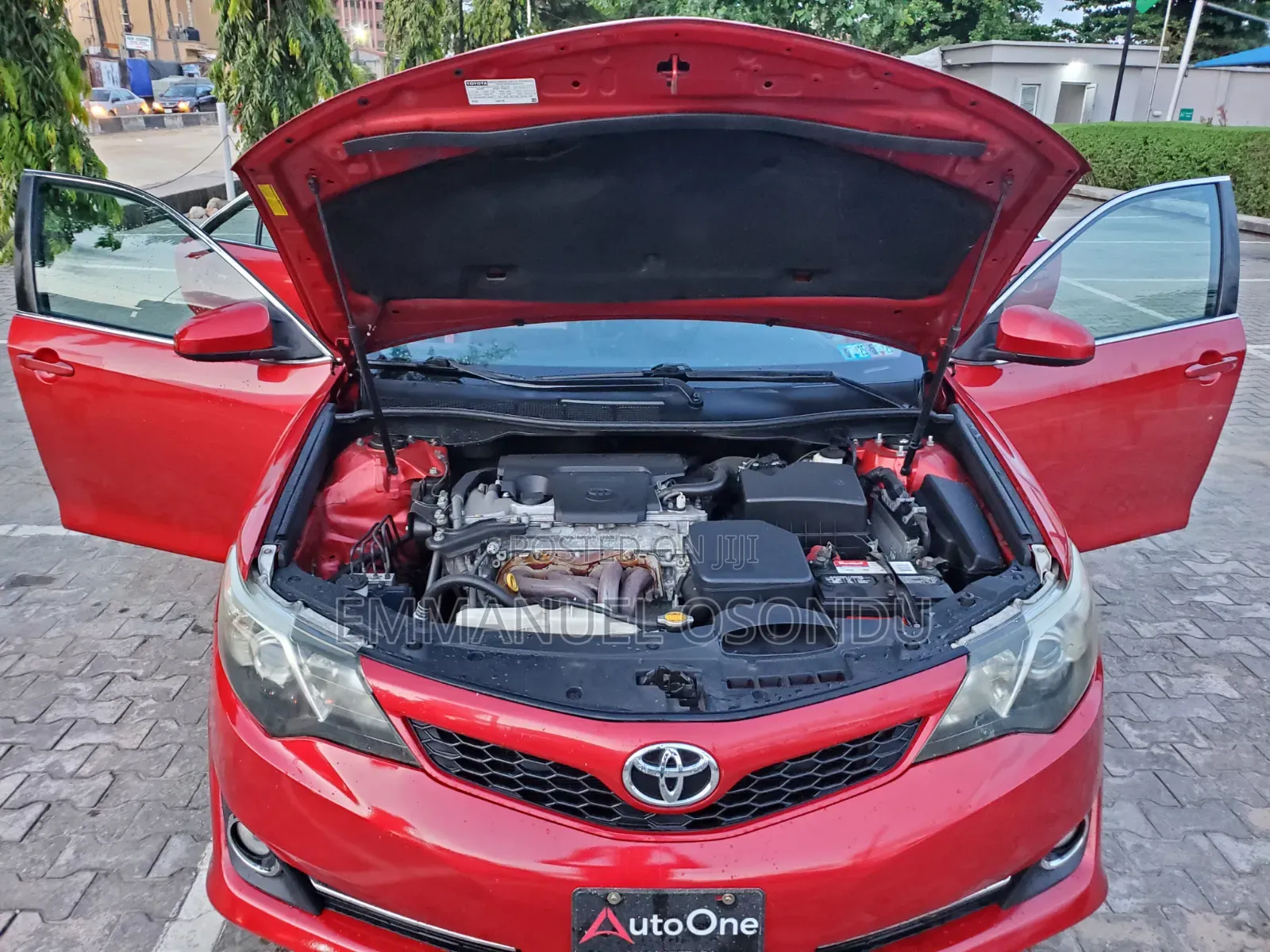 Toyota Camry 2012 Red