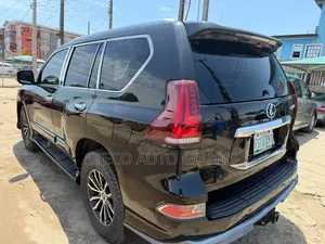 Lexus GX 2011 Black