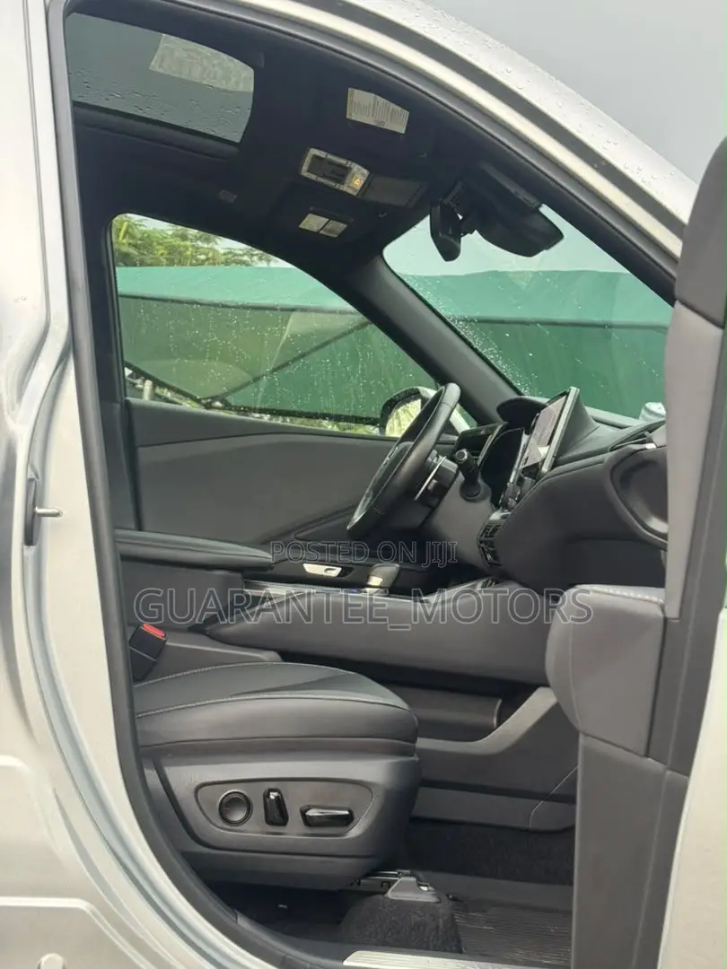 Lexus TX 2025 Silver
