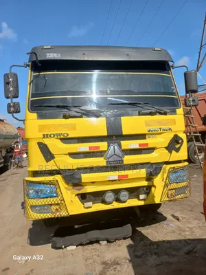 Iveco Moowy 1992 Yellow