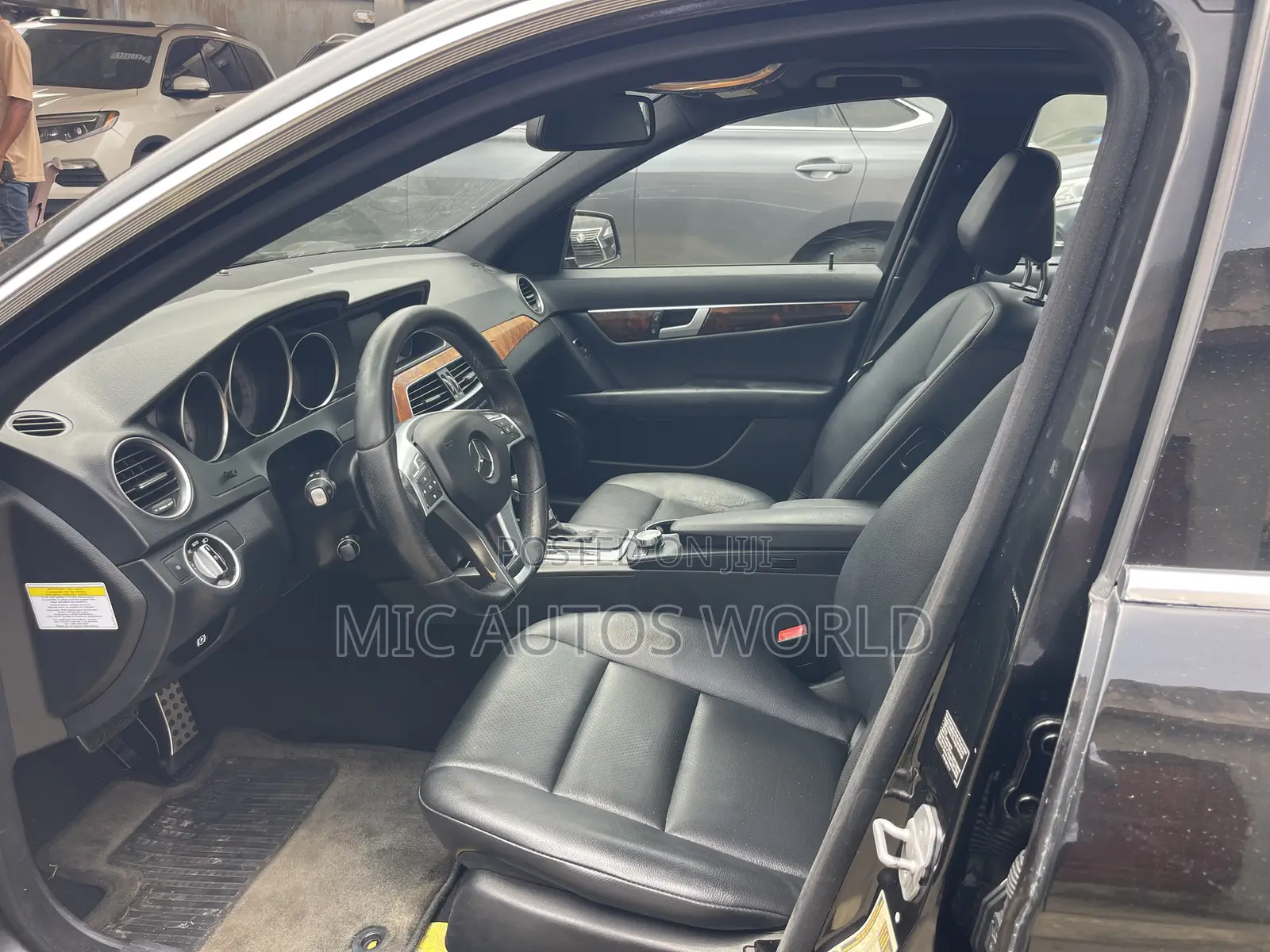 Mercedes-Benz C300 2013 Black