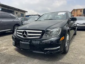 Mercedes-Benz C300 2013 Black