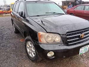 Toyota Highlander 2004 Black