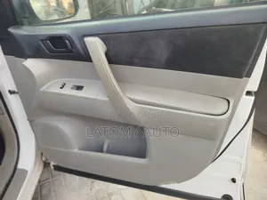 Toyota Highlander V6 2009 White