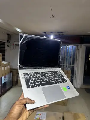 Laptop HP EliteBook 840 G9 16GB Intel Core i5 SSD 256GB