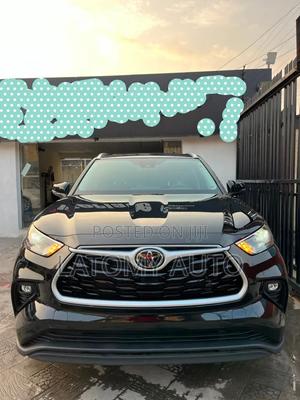 Toyota Highlander XLE 2022 Black