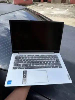 Laptop Lenovo IdeaPad 1 8GB Intel Core i5 SSD 256GB