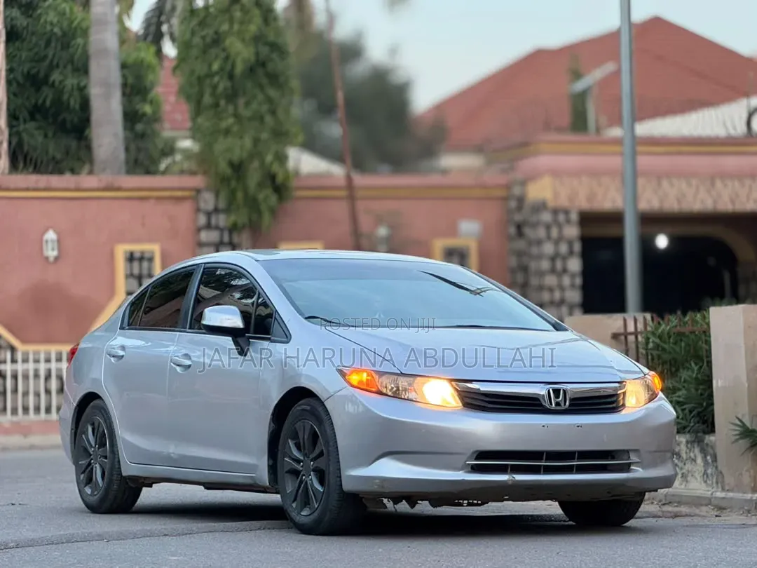 Honda Civic 2012 Silver