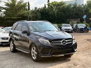 Mercedes-Benz GLE-Class 2016 Blue
