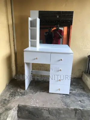 Majestic Dressing Mirror